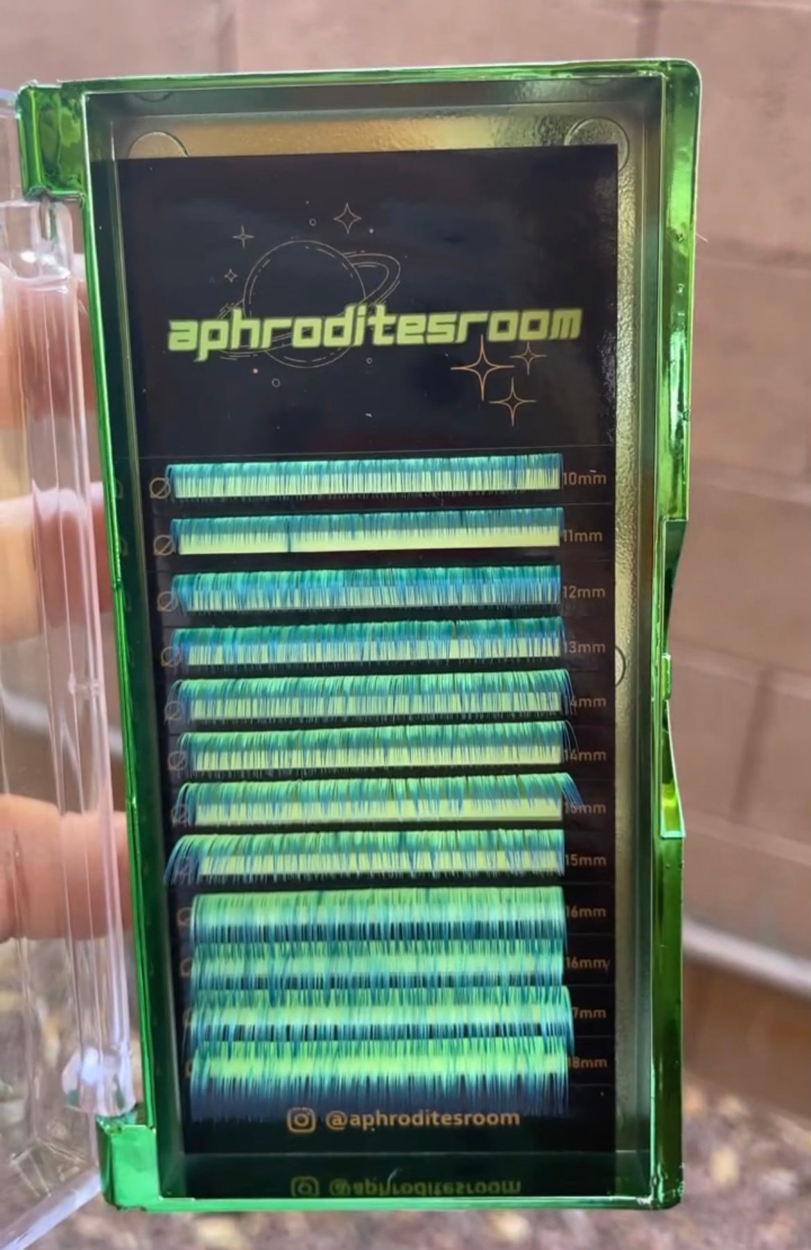 RAVE READY colored trays